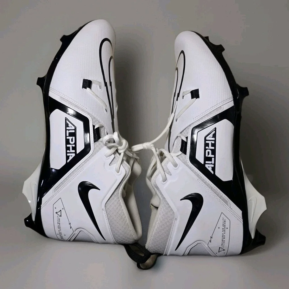 Nike Alpha Menace 3- Mens Sz 18. Shark White Black Football Cleats DM1788 103